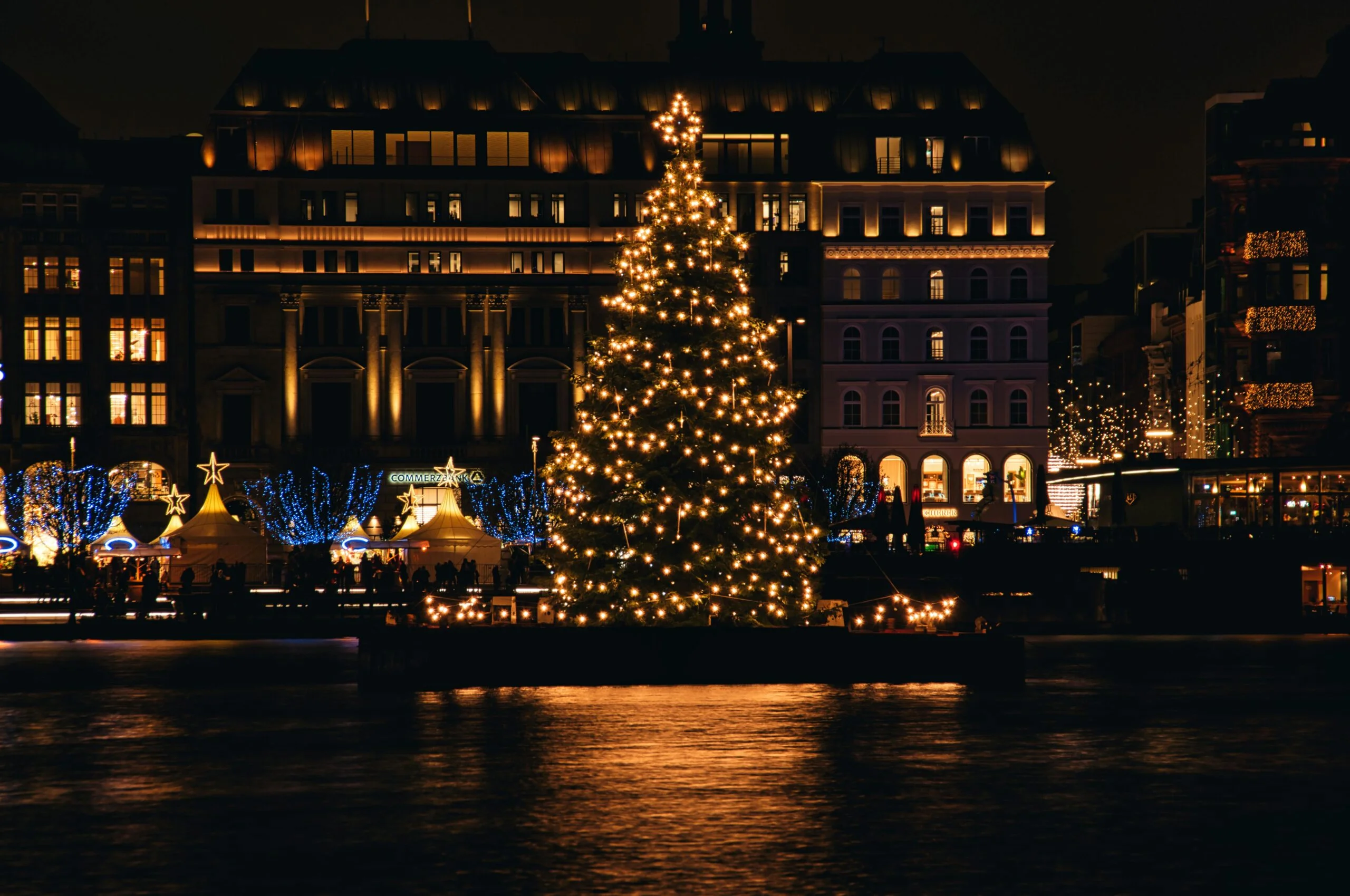10 Enchanting Christmas Markets To Visit